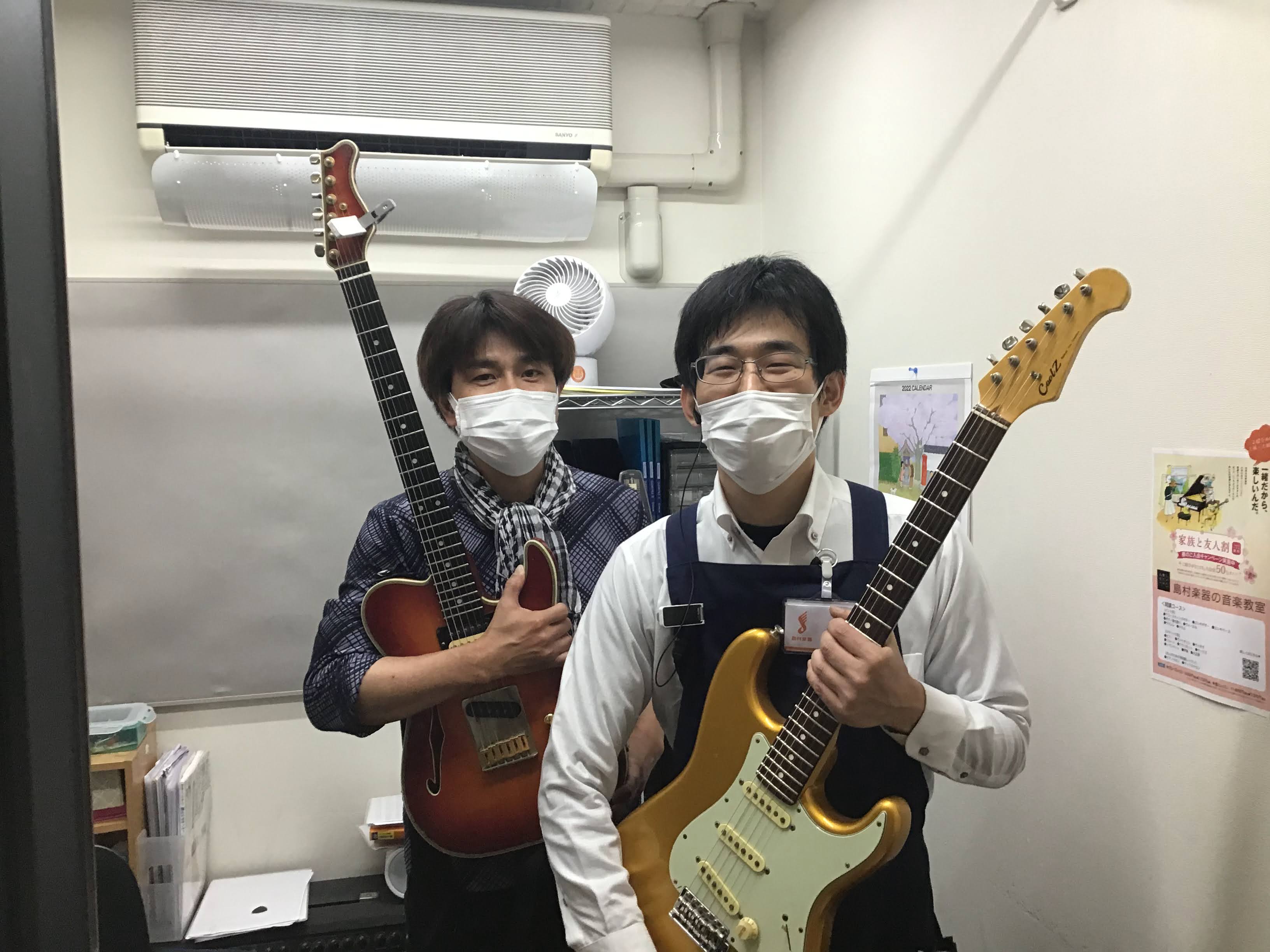 こんにちは！音楽教室担当の奥村です。今回はエレキギター経験のあるスタッフ阪上（さかうえ）さんがより高みを求めてエレキギターの体験レッスンを受けてみました。 担当講師 担当講師は坂井先生です！坂井先生はベテランの先生という事もあり、お子様からご年配の生徒様まで、幅広い世代の方に人気があります。そんな坂 […]