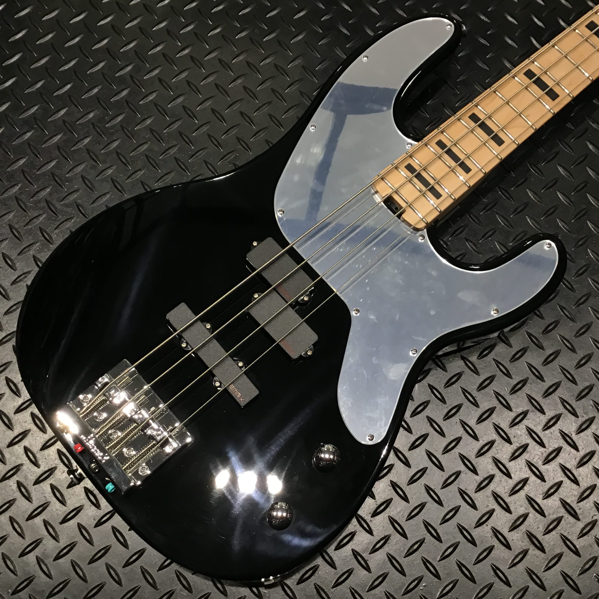 CharvelFRANK BELLO SIGNATURE PRO-MOD SO-CAL BASS PJ IV