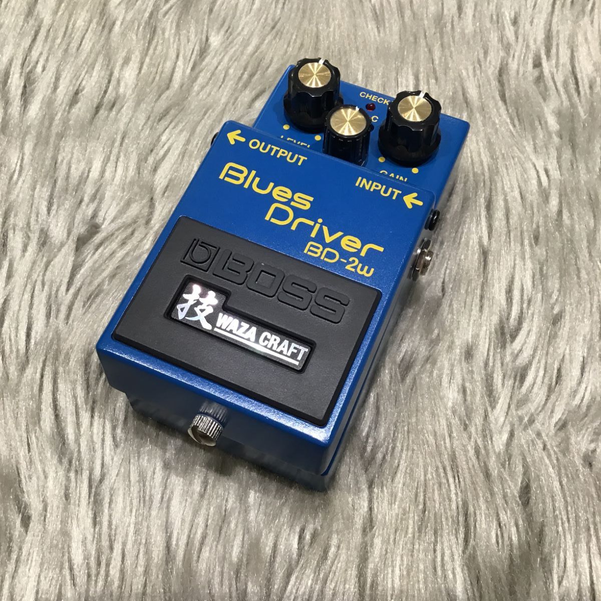 BOSS BD-2W