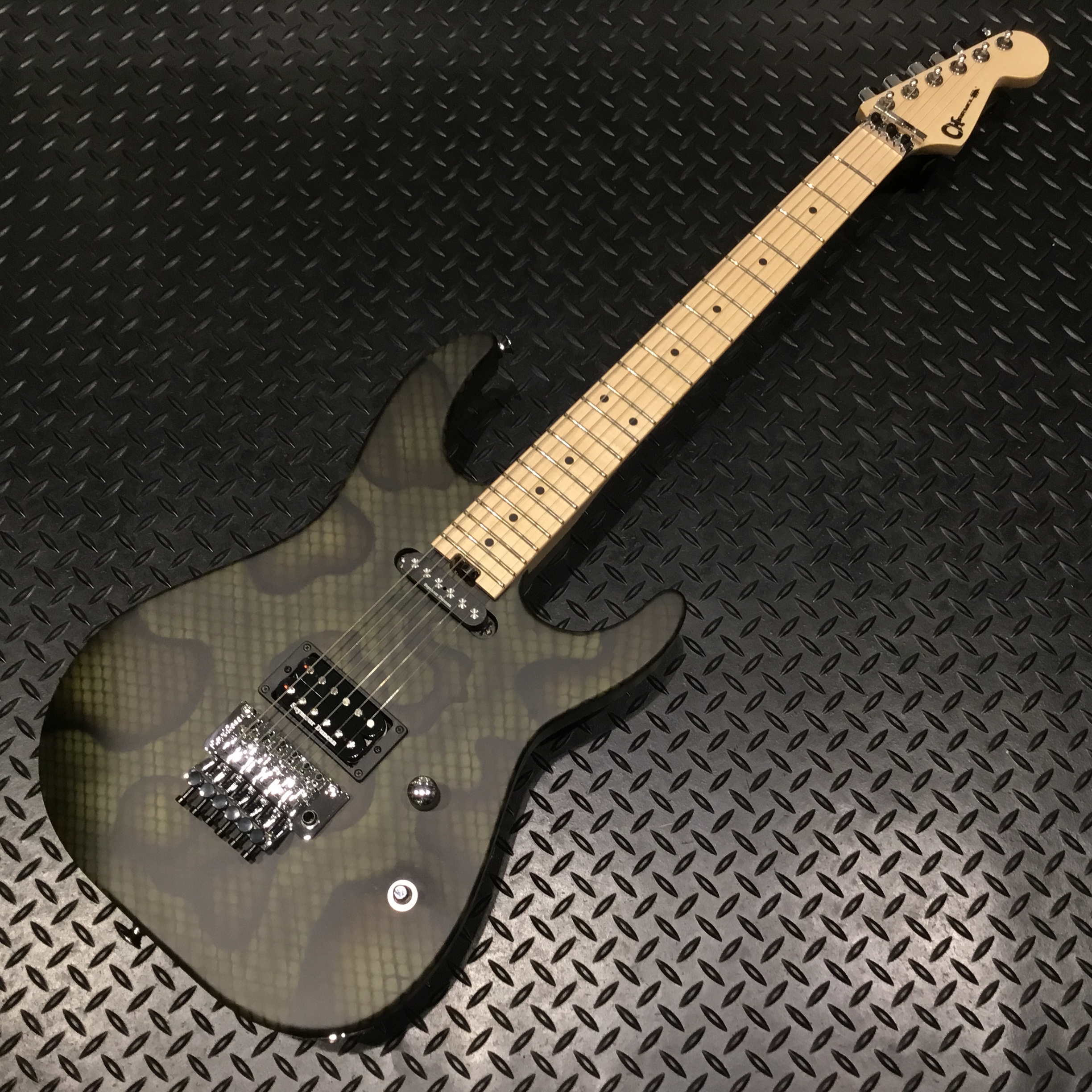 CharvelWARREN DEMARTINI SIGNATURE SNAKE PRO MOD