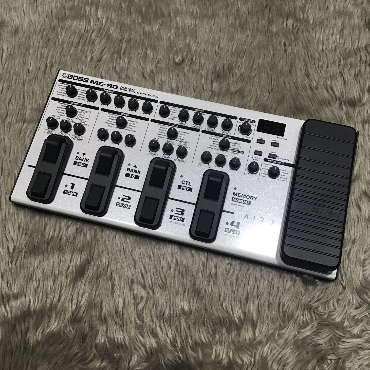 BOSSME-90-WH