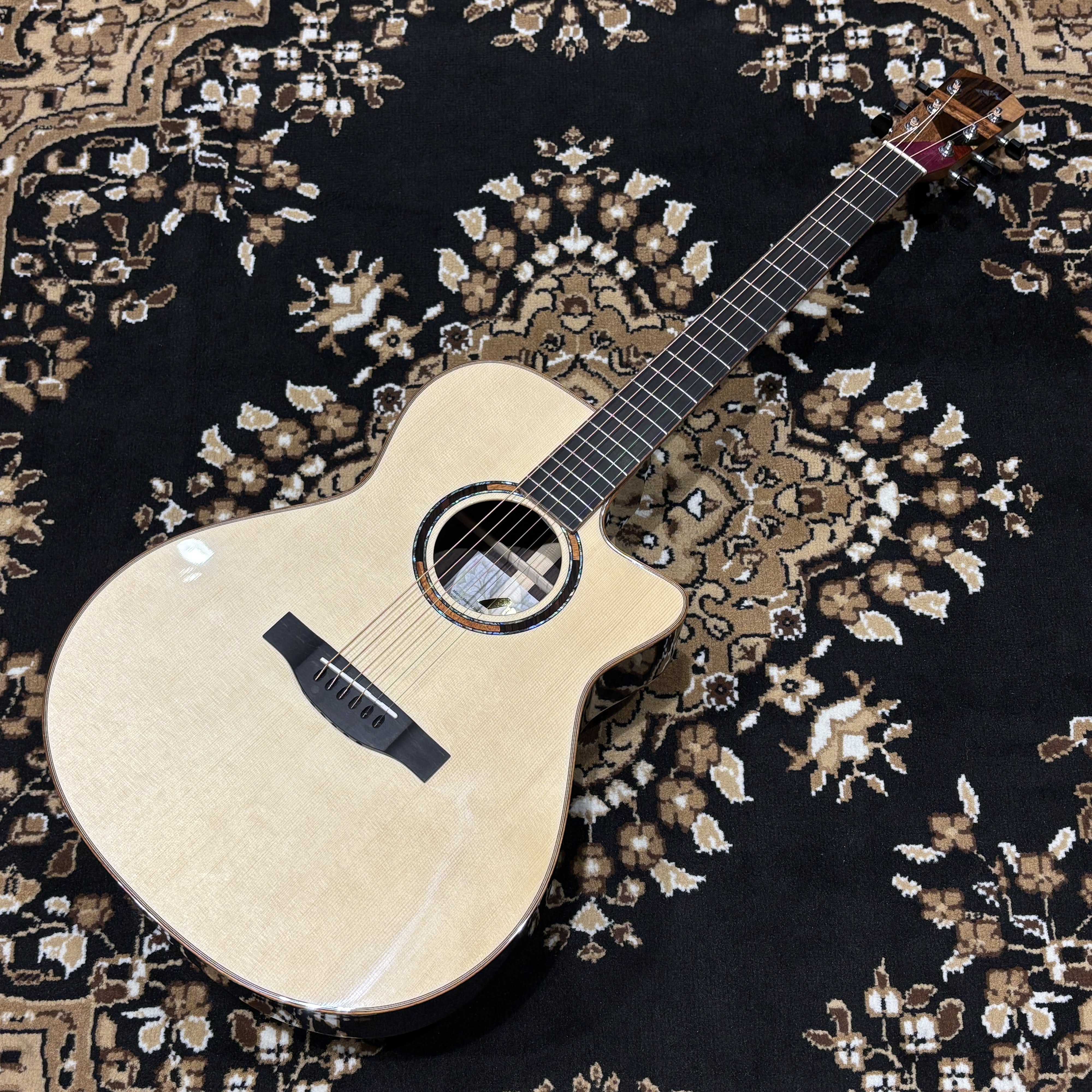 MORRISS-101 III SPZ/LTD