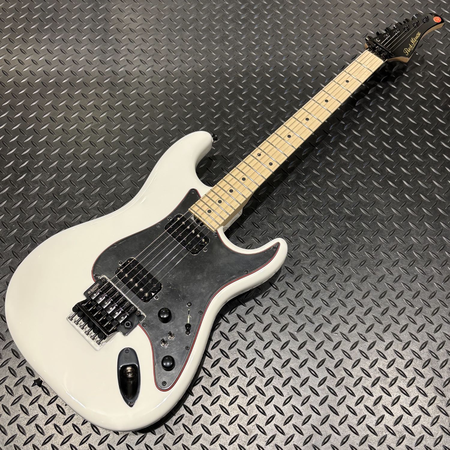 Red house GuitarsGeneral S/HH FRT