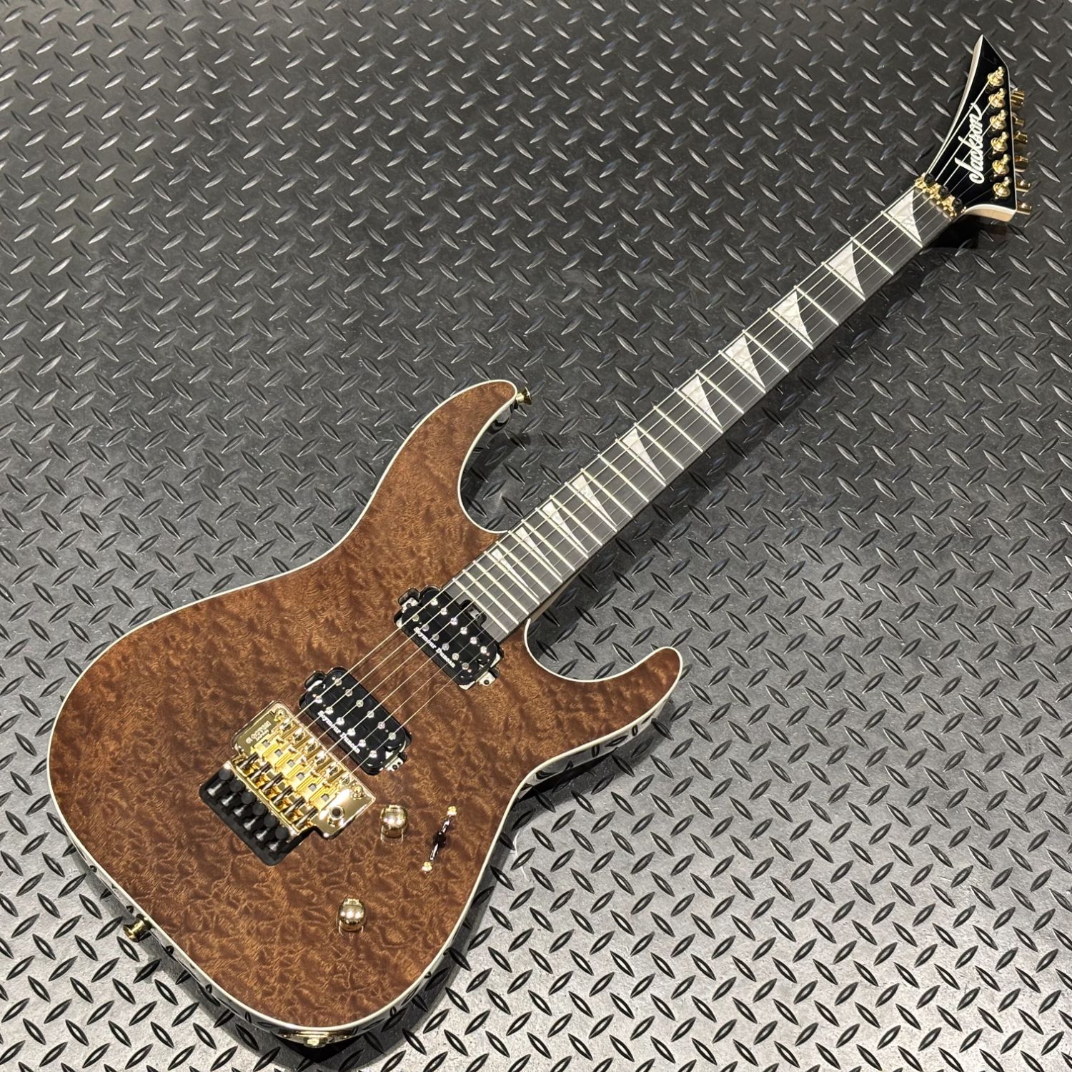 JacksonMJ Series Dinky DK Burl Mahogany