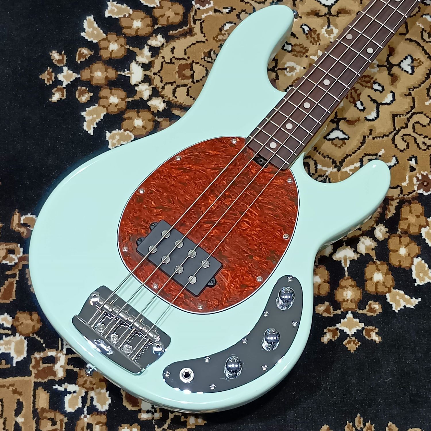 STERLING by MusicmanSBMM RAY24CA-MG-R1