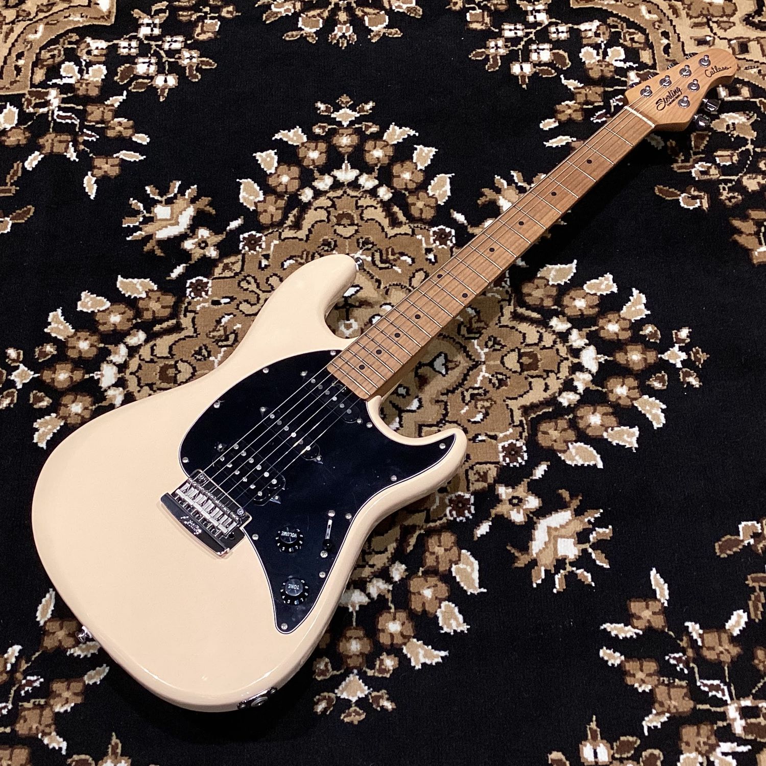 Sterling by MusicmanCutlass CT50 HSS