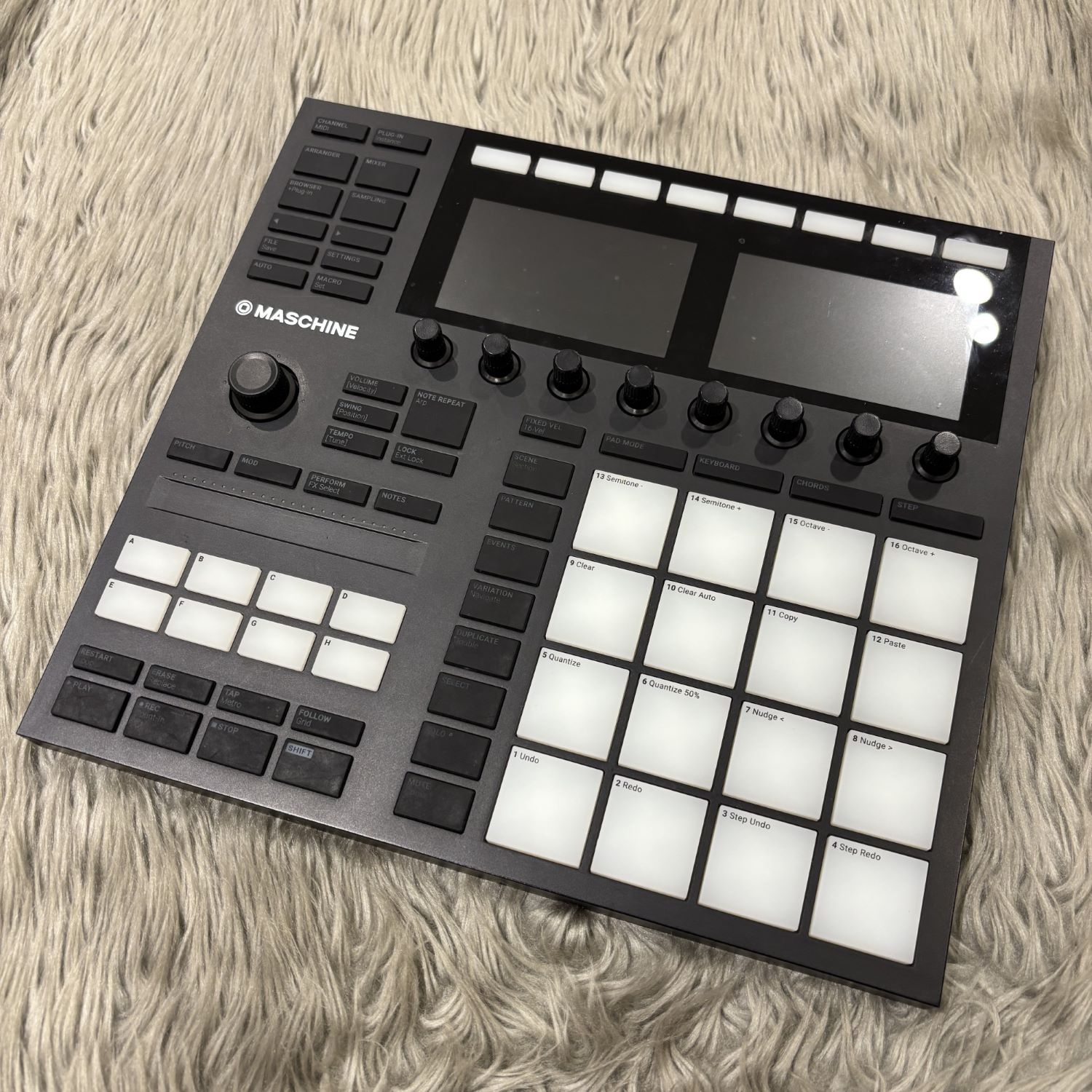 NativeInstrumens【展示特価】MASCHINE MK3 NFR