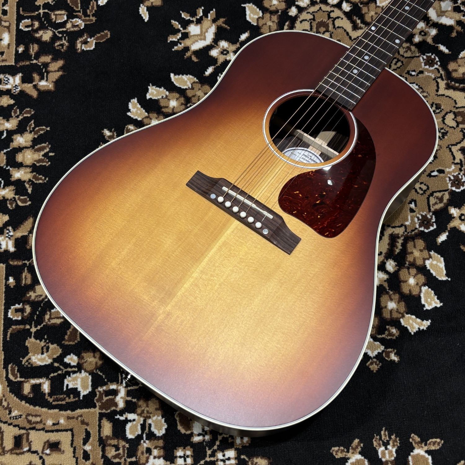 GibsonJ-45 Studio Rosewood Satin Rosewood Burst