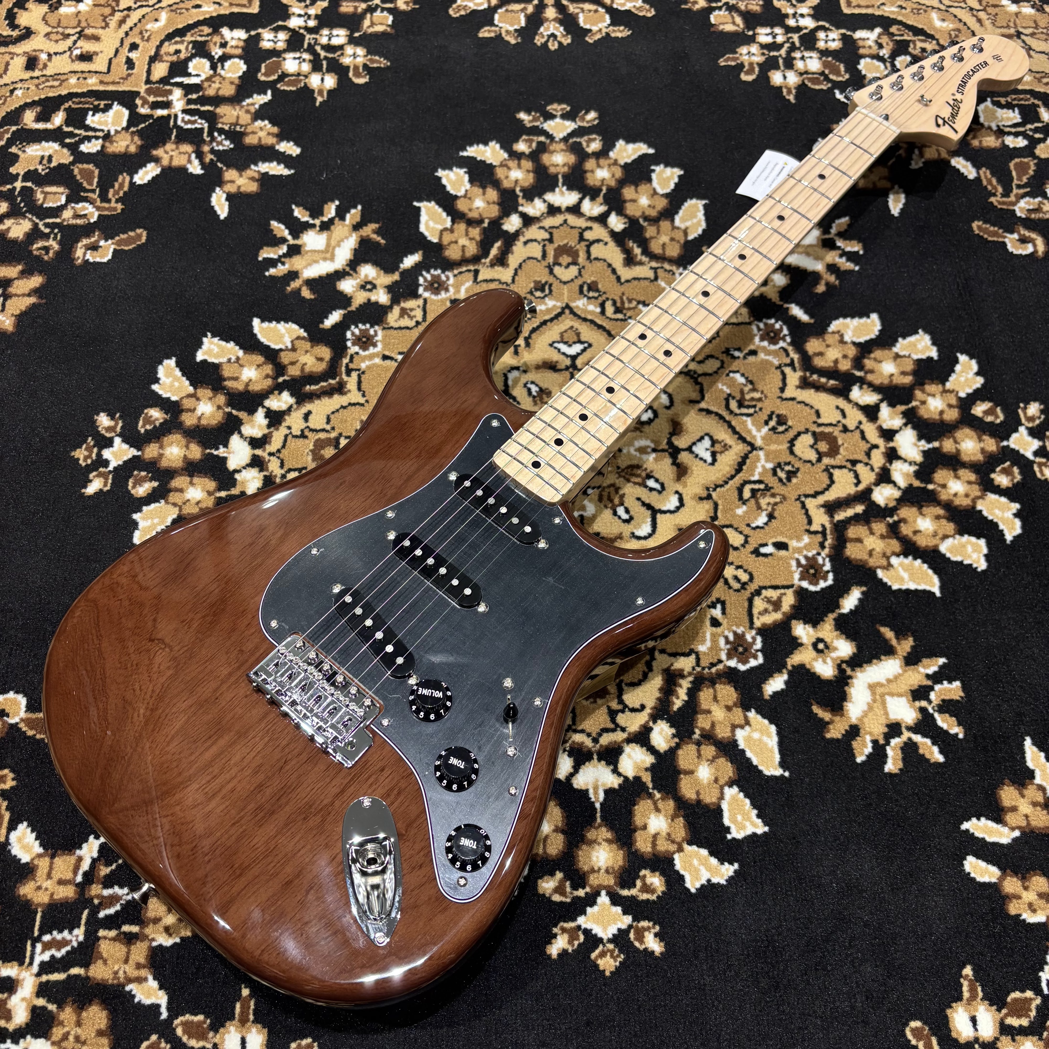 FenderFSR Made in Traditional 70s Stratocaster WALNUT