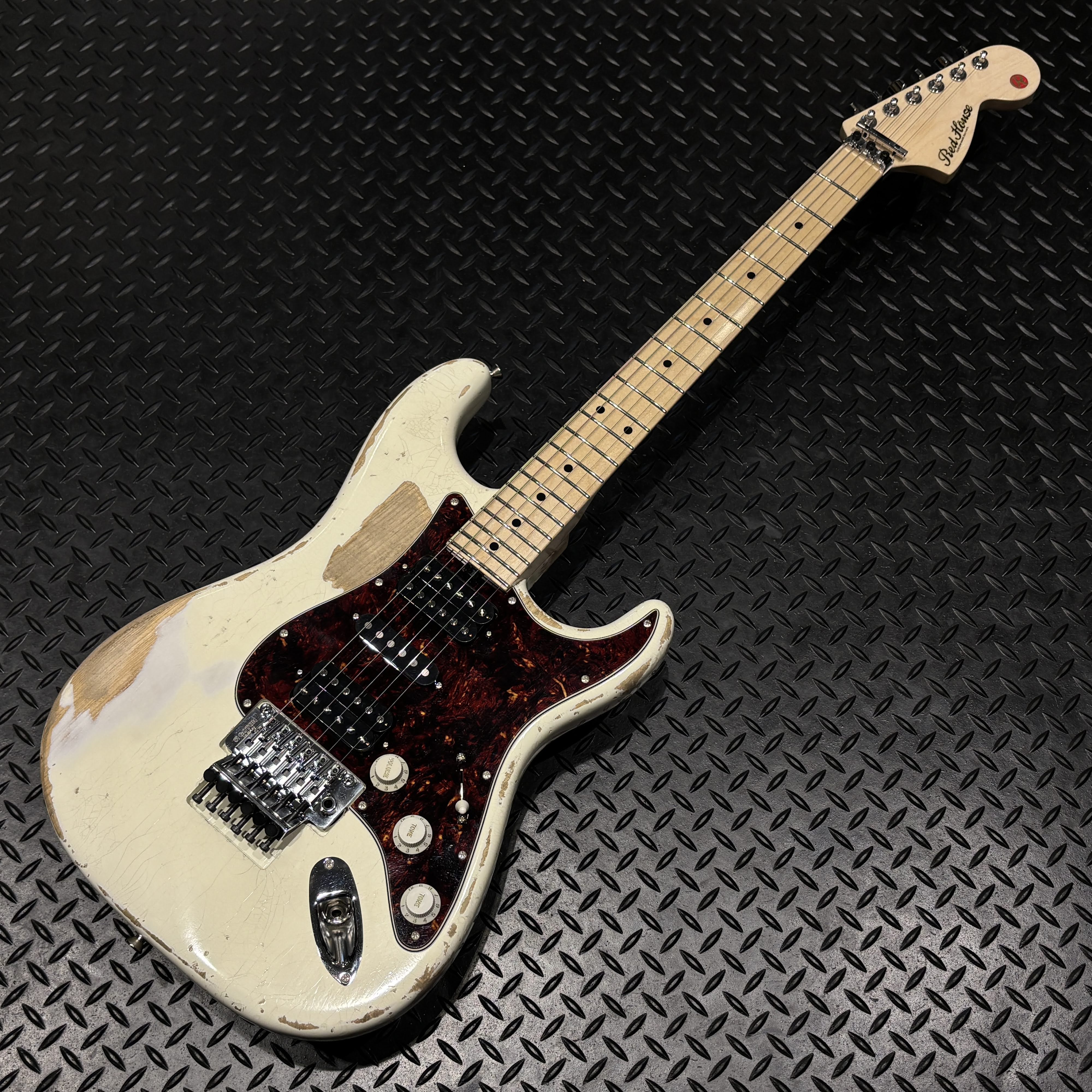 Red House GuitarsGeneral S HSH / MM Aged