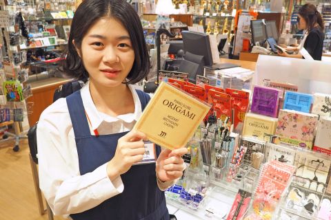 スタッフ写真 ファンシー 新橋