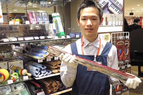 スタッフ写真 教育楽器 大野 成寅