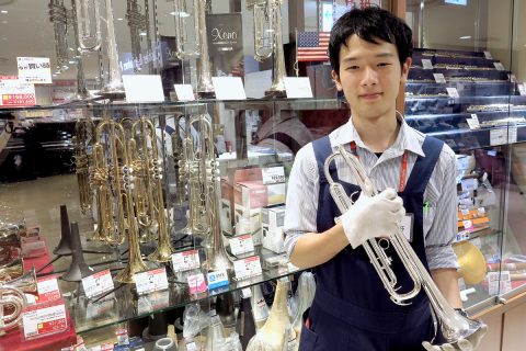 スタッフ写真 音楽教室、管楽器アクセサリー 大野