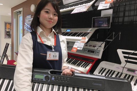 スタッフ写真 キーボード 野里