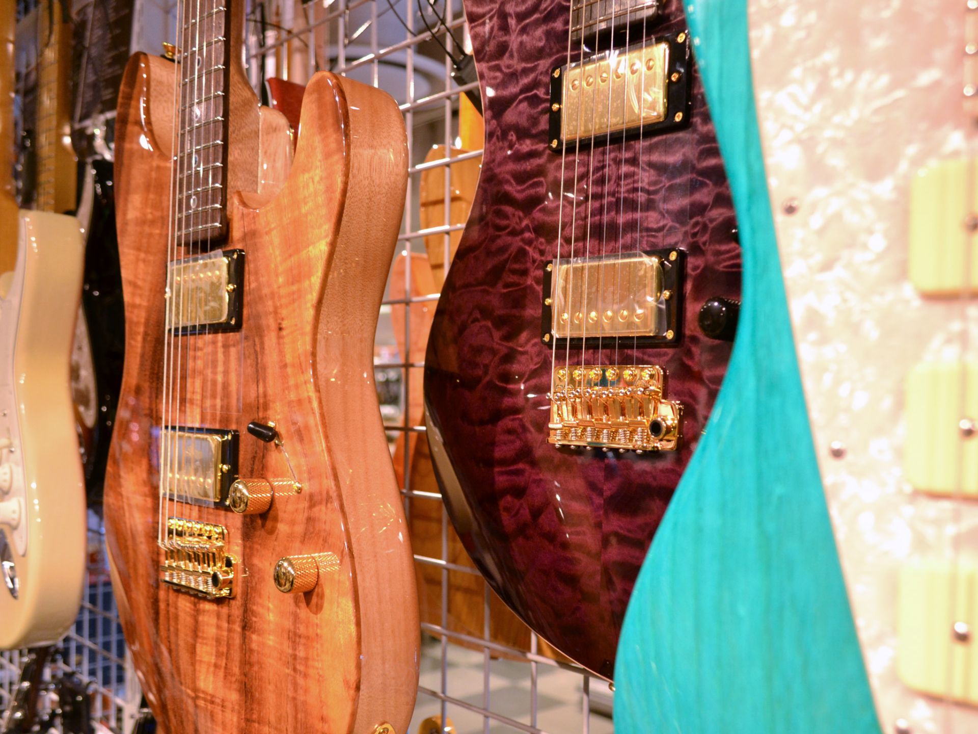 Grosh Guitars、楽器フェアのために製作された特別仕様モデル。
