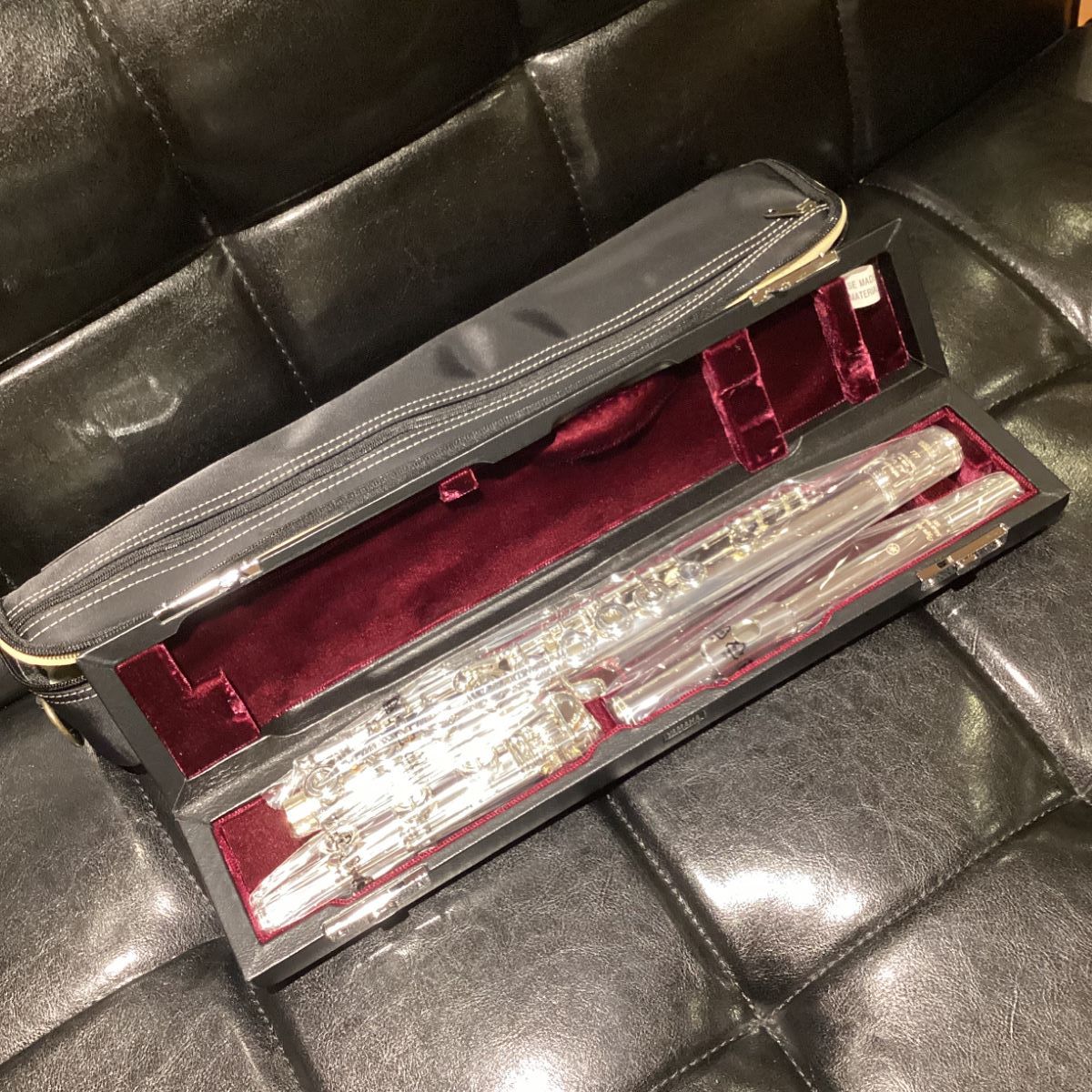 YAMAHA　H管フルートYFL-777H（H足部管モデル）（銀製フルート）（リングキィ/オフセット） 【made in Japan】