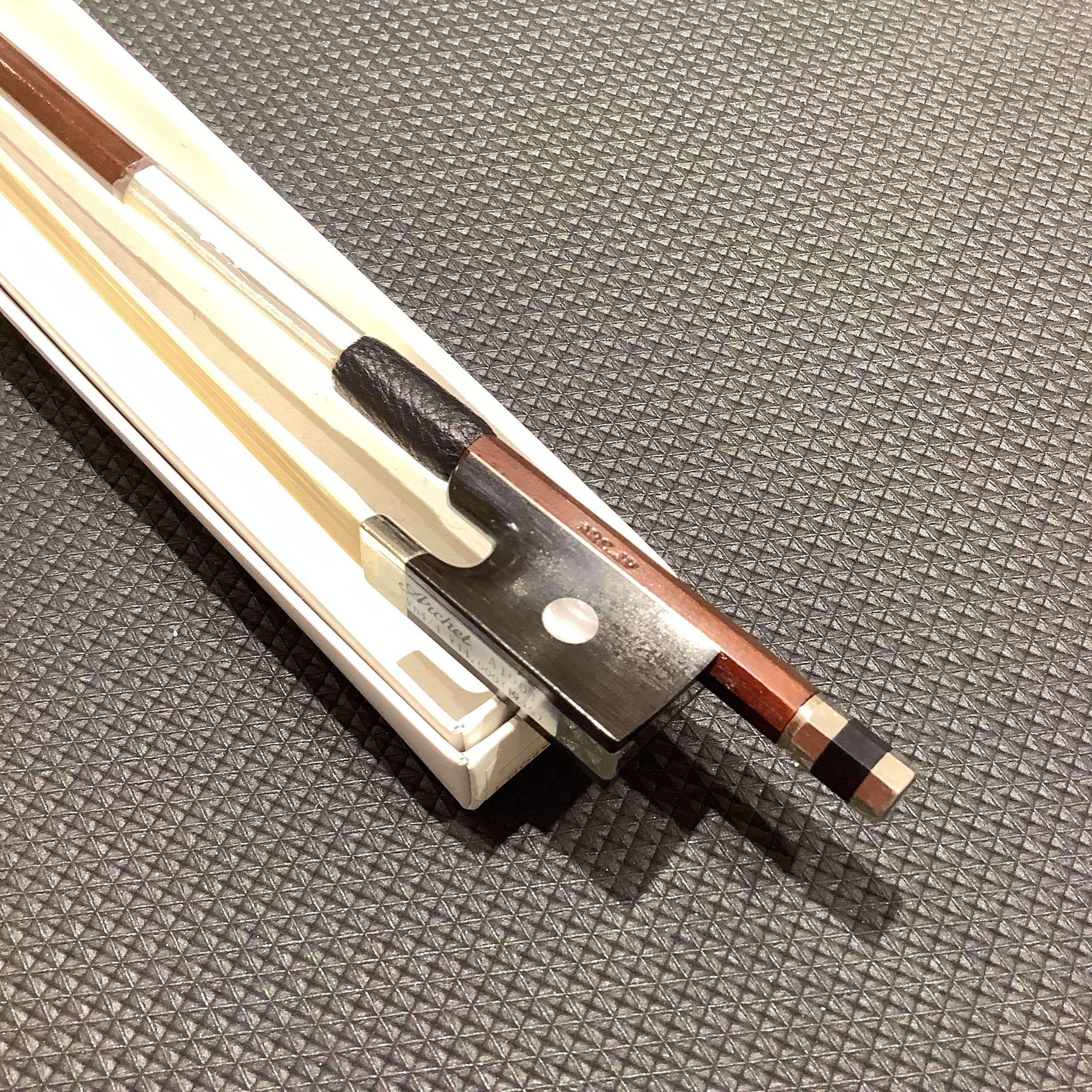 Archet(アルシェ)バイオリン弓4/4A 1001 4/4