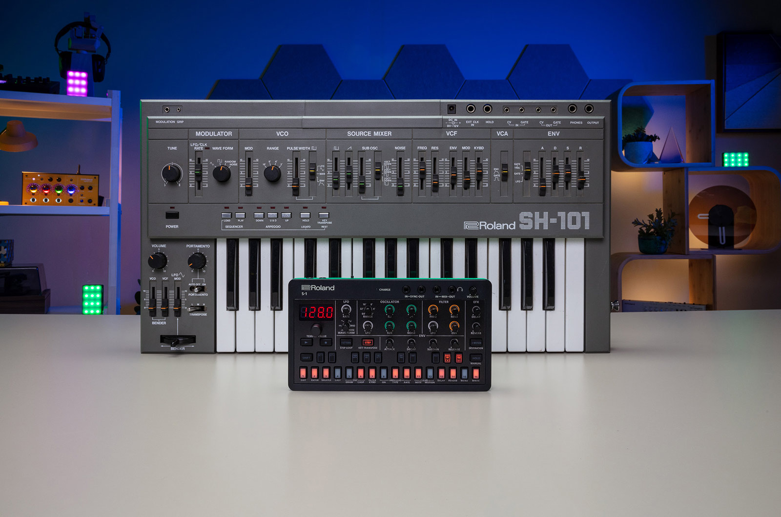 S-1発売開始日と展示日について すでに話題沸騰となっているRoland S-1ですが、当店はRolandオフィシャルブース「Planet」となっておりますので発売日にしっかりと展示機種がご用意可能です！展示開始日は発売日と同日の2023年5月26日（金）となります。また肝心のサウンドは当店の担当R […]