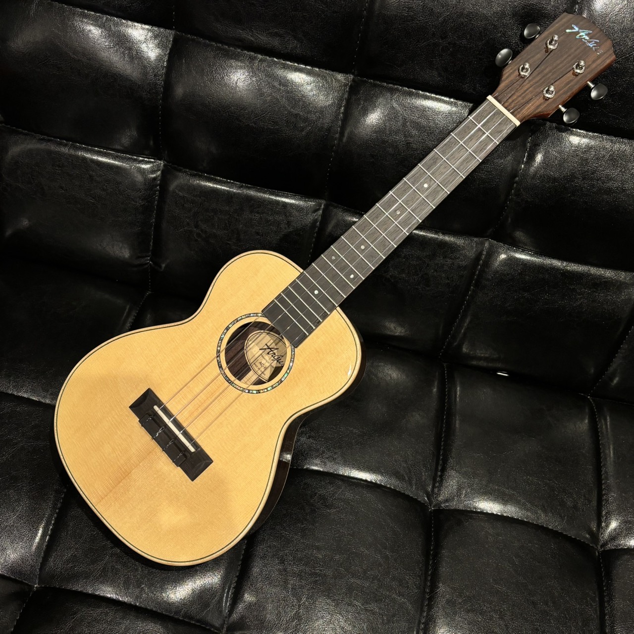 コンサートウクレレAC-6