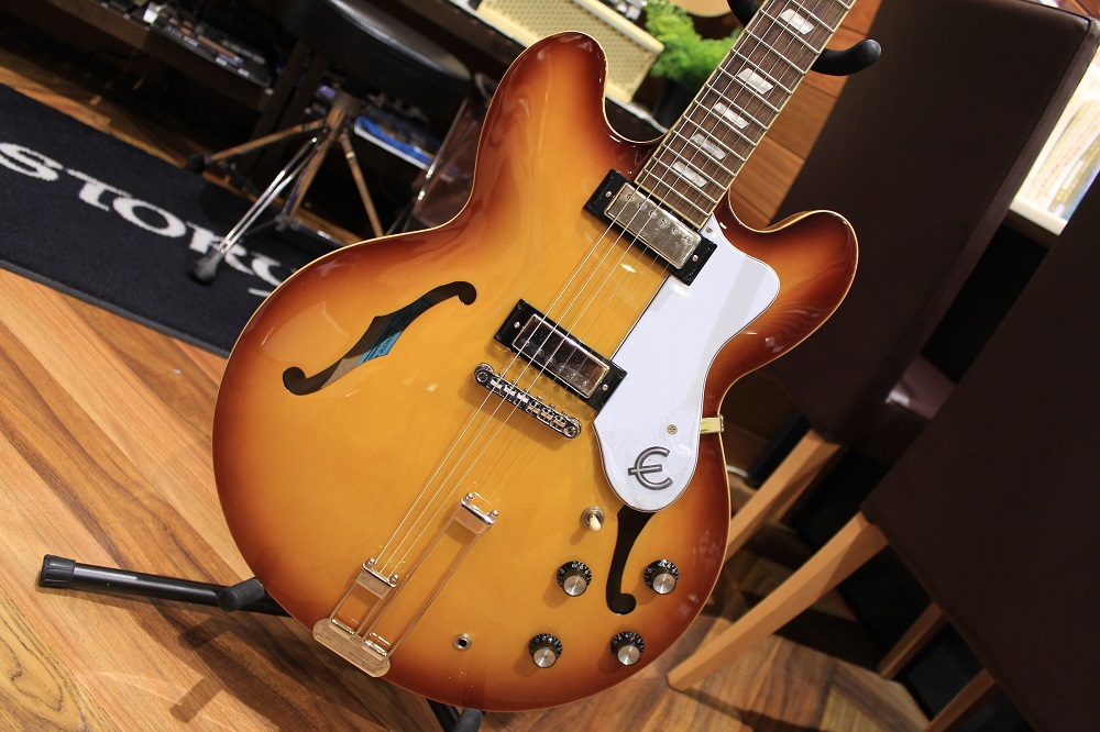 【エレキギター】Epiphone Riviera 入荷!!