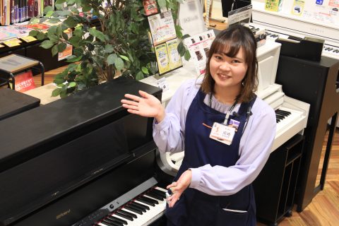 おすすめ機種多数展示中♪電子ピアノのご相談はピアノ担当にお任せください！