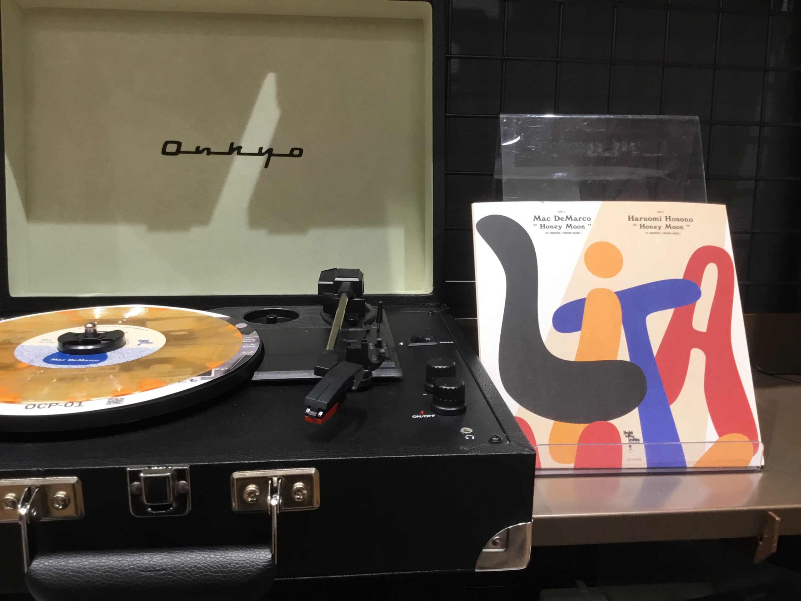 レコード初心者におすすめのポータブルレコードプレーヤー ららぽーと新三郷店 店舗情報 島村楽器