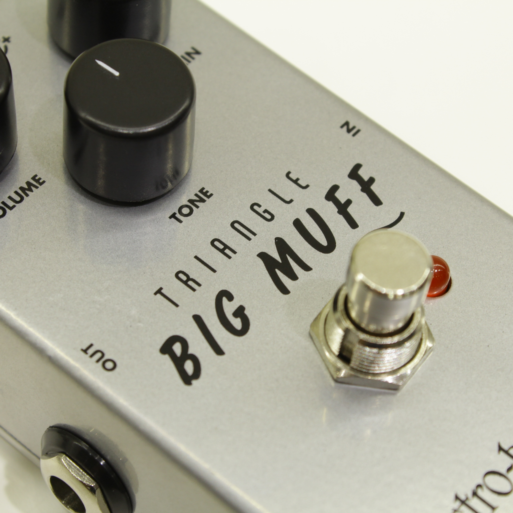 【エフェクター】Electro Harmonix Triangle Big Muff Pi 入荷!