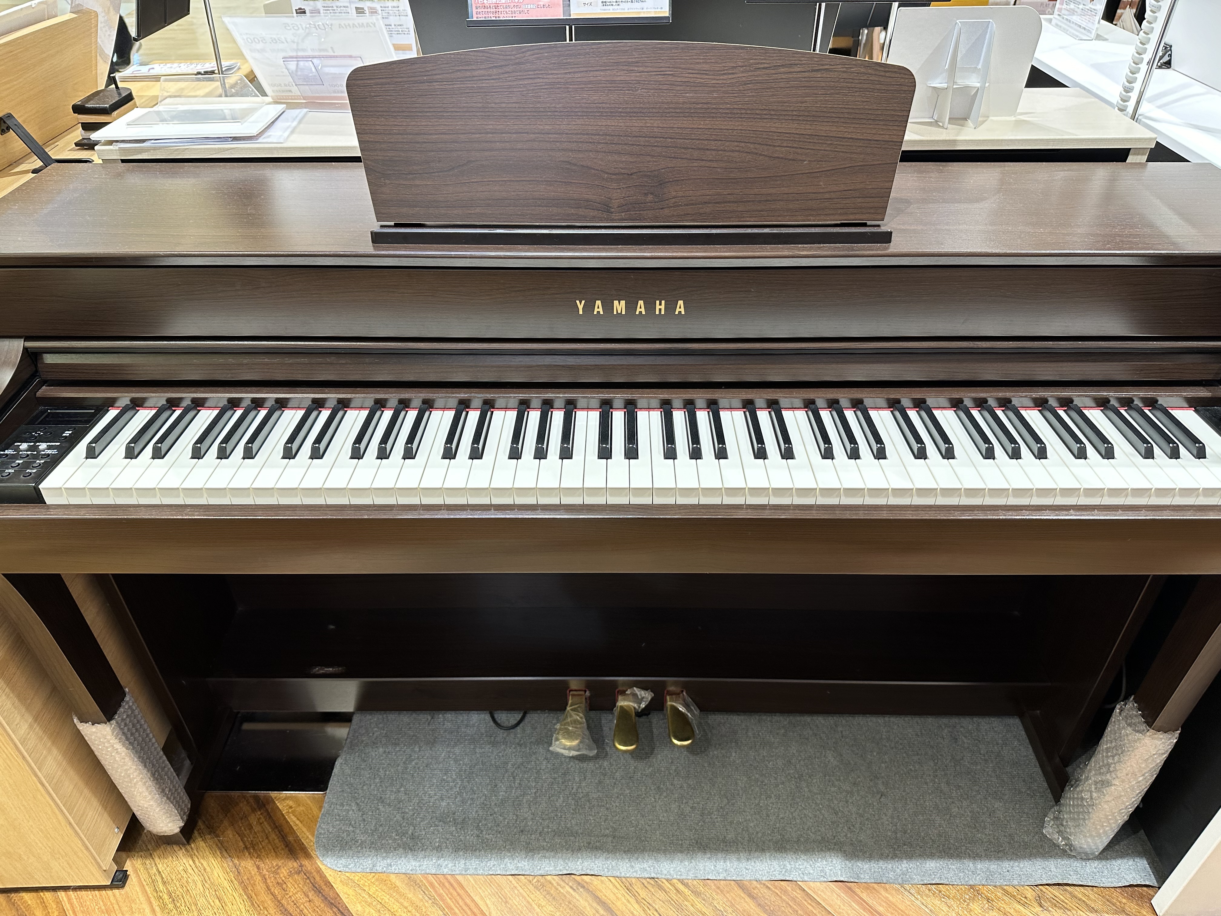 電子ピアノ　展示品1台限りYAMAHA　SCLP-7350　DA