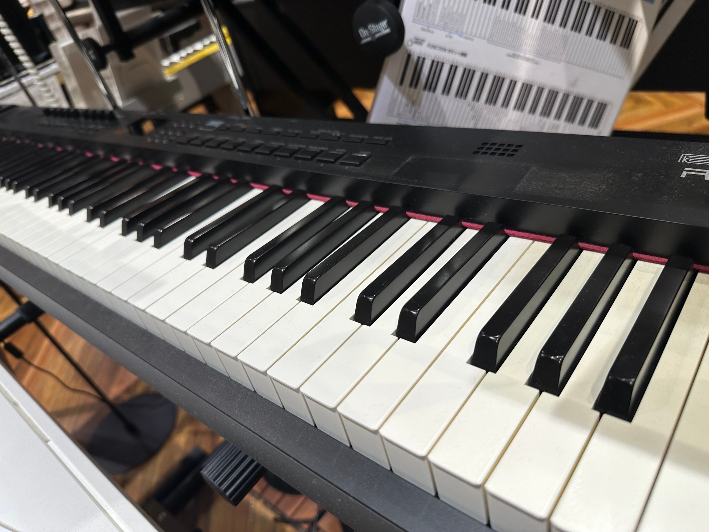 ステージピアノ　展示品1台限りRoland/RD-88-SC