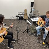 大人のためのアコースティックギター教室