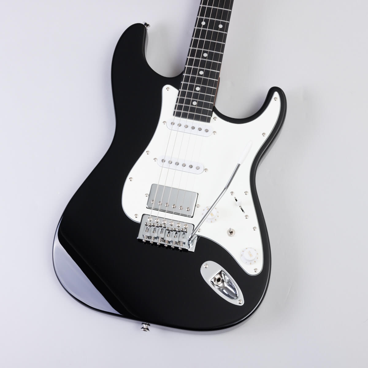 ストラトキャスタータイプLaidback LSE-3H