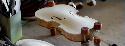 これからはじめるヴァイオリンについて このページではこれからヴァイオリンを始める方が何を選べば良いかをわかりやすくご説明いたします。初めてだからとにかく安いもので続いたら良いものを買おう！という声をよく聴きますが、ヴァイオリンはしっかりものを見極めてから購入をしましょう。何かお困りなこと、どれを選べ [&hellip;]