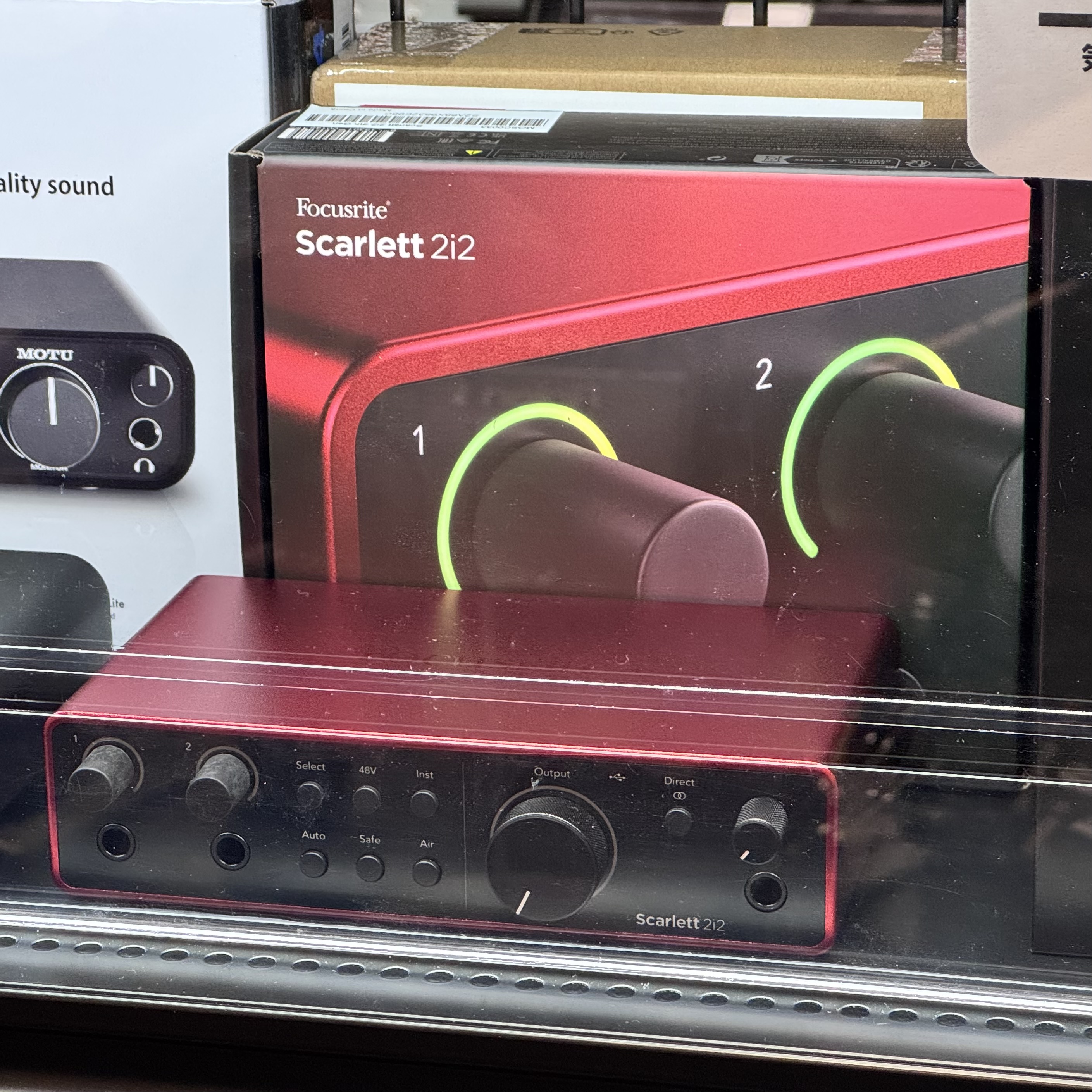 オーディオインターフェースFocusrite Scarlett 2i2 4th Gen