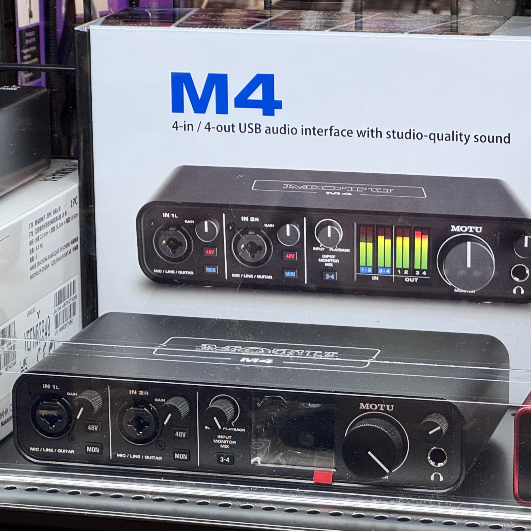 オーディオインターフェースMOTU M4