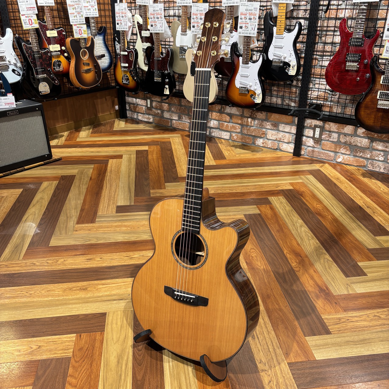 アコースティックギターASTURIAS グランソロCR