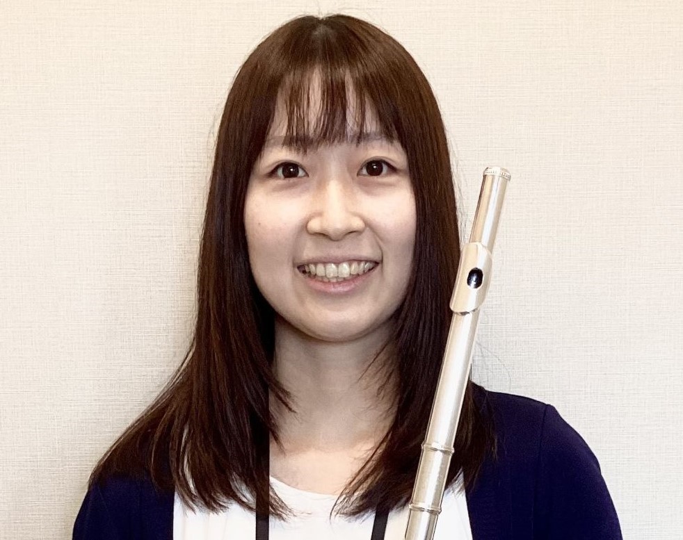 CONTENTS忙しい日々に音楽というご褒美を！フルートのある、ちょっと素敵な時間、はじめてみませんか？インストラクター演奏レッスン部屋のご紹介大人のための予約制レッスンレッスンの様子＆発表会の様子無料の体験レッスン実施中！オンラインレッスンも開講中！レッスンコース詳細その他お問い合わせ忙しい日々に [&hellip;]