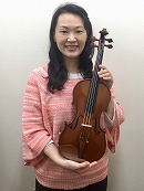 *野口 由利子（のぐち ゆりこ）]]担当:水曜日・土曜日 **講師プロフィール 桐朋学園大学附属「子供のための音楽教室」、桐朋女子高等学校音楽科を経て桐朋学園大学卒業。同大学研究科修了。]]1999年第21回国際芸術連盟新人オーディション合格、新人推薦コンサート出演。]]在学中パリ、ニースでの夏期講 […]