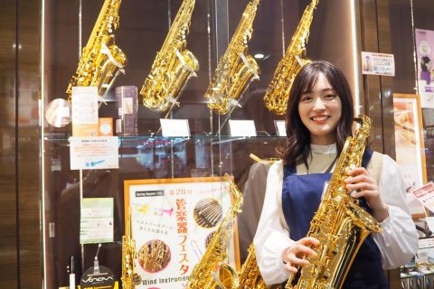 スタッフ写真 飛澤