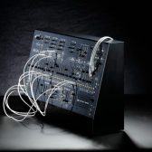 【ご予約受付中】セミモジュラーシンセの銘機KORG ARP2600Mが復刻！！2026年5月16日発売