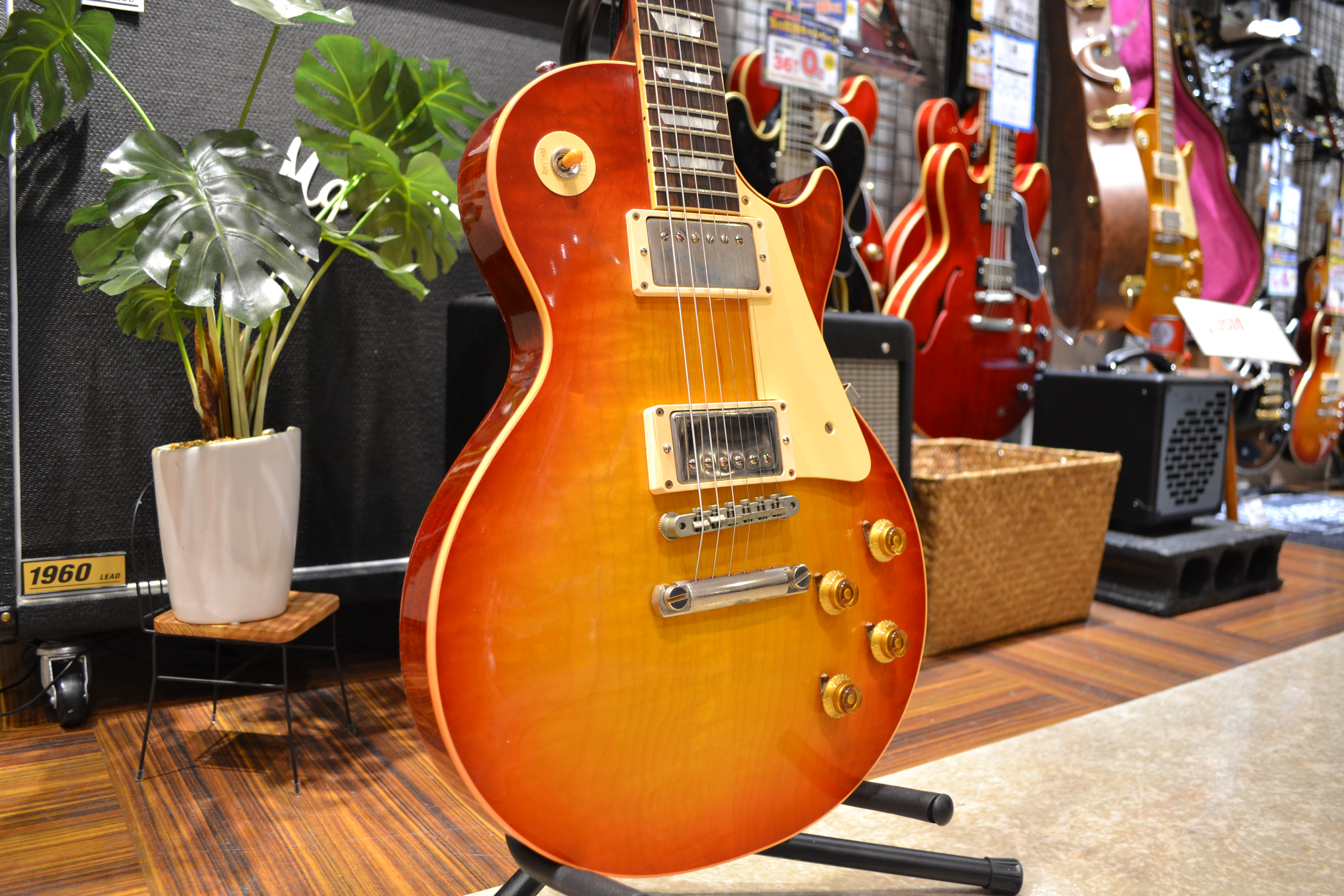 【USED入荷情報！】Gibson Custom Shop 1958 Les Paul Reissue Hard Rock Maple VOS 2017/Washed Cherry