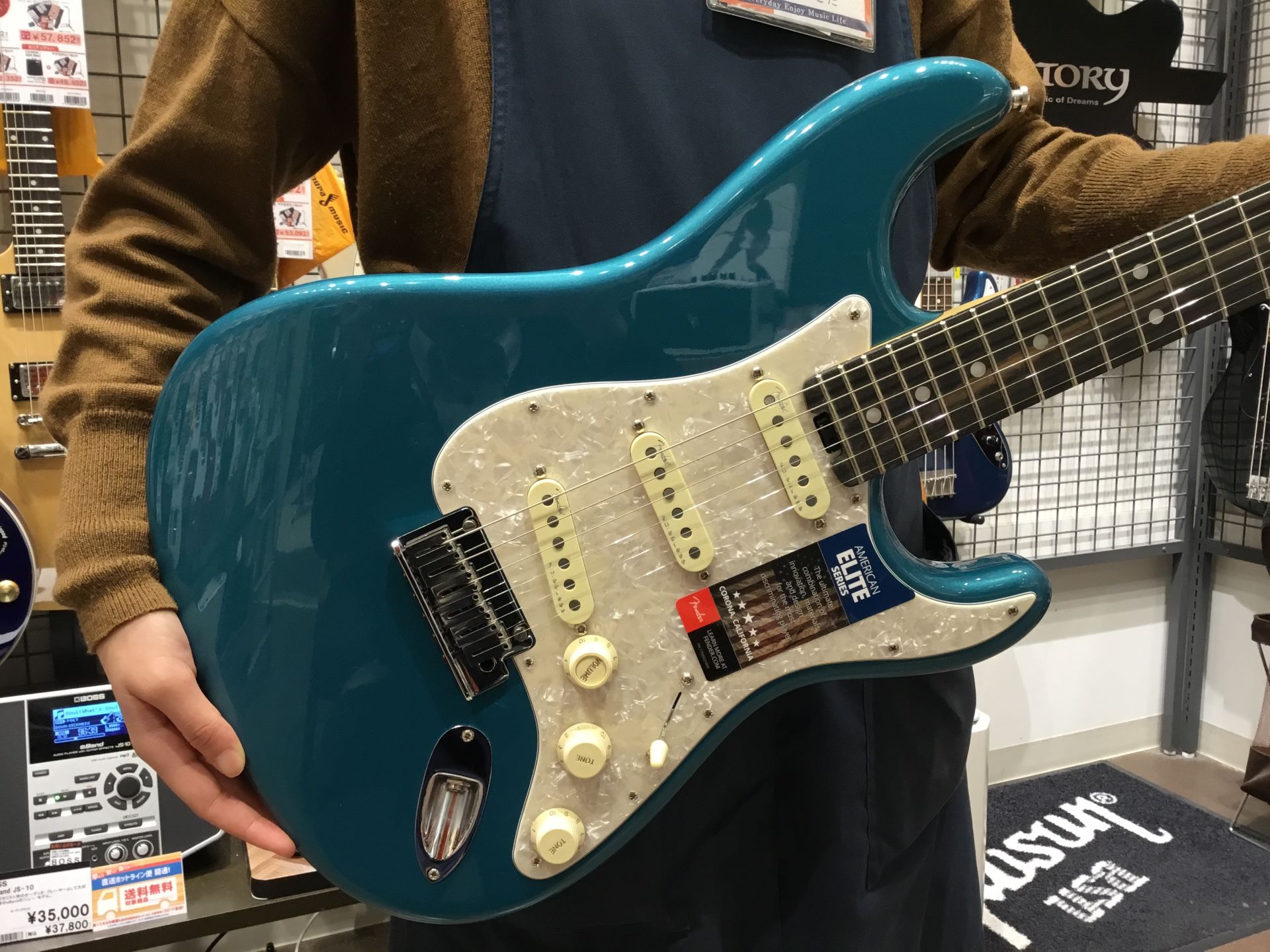 エレキギター入荷情報】Fender「American Elite」「60S STRAT LACQUER