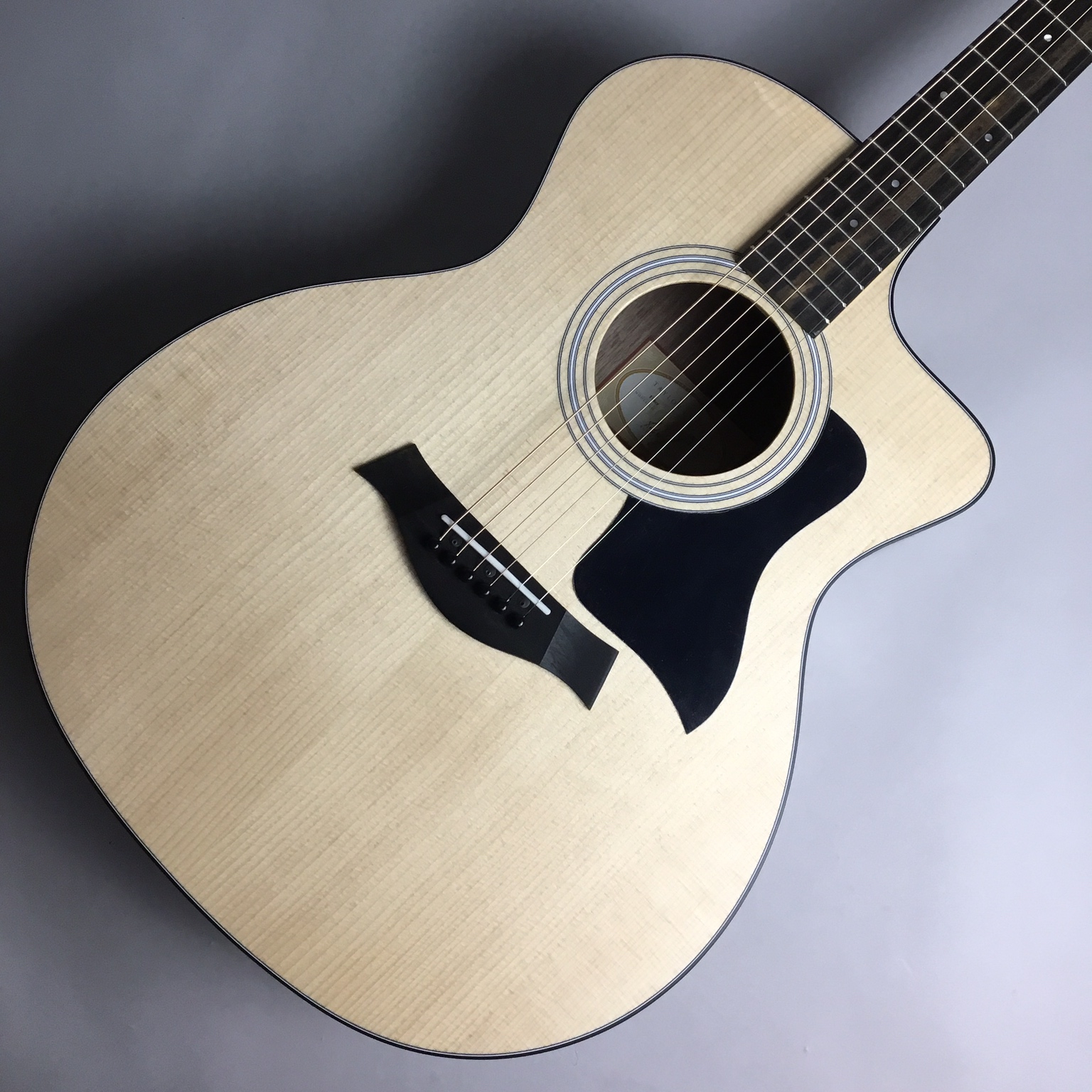 Taylor 114ce-Walnut