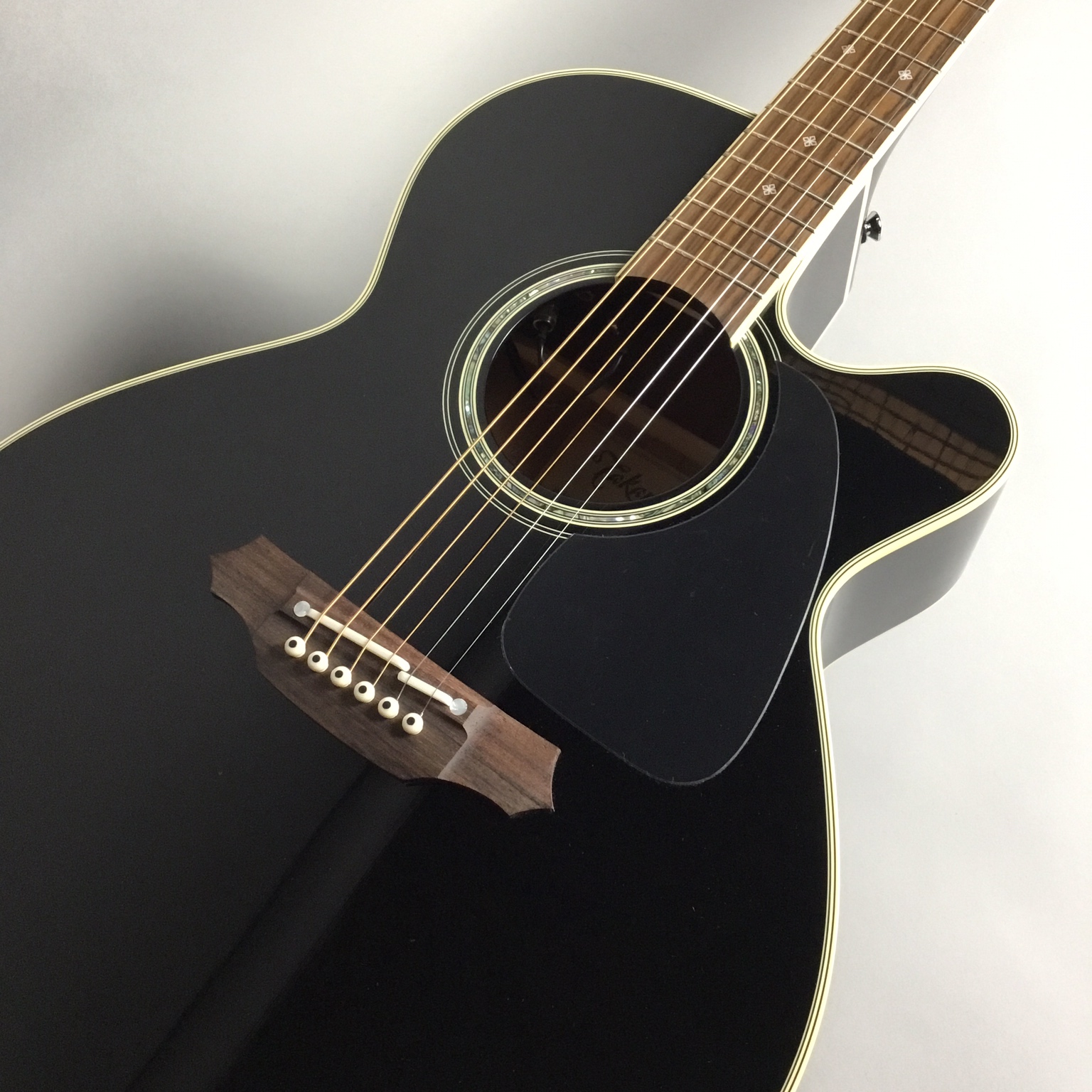 【ギター入荷速報！】Takamine TDP561C が入荷しました！