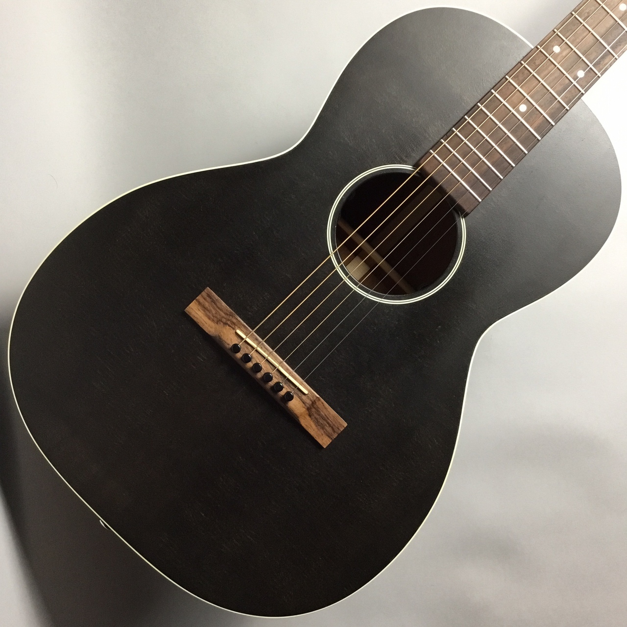 【ギター入荷速報！】Martin(マーチン) 00-17SE Black Smoke が入荷しました！