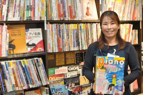 スタッフ写真 スコア 日野