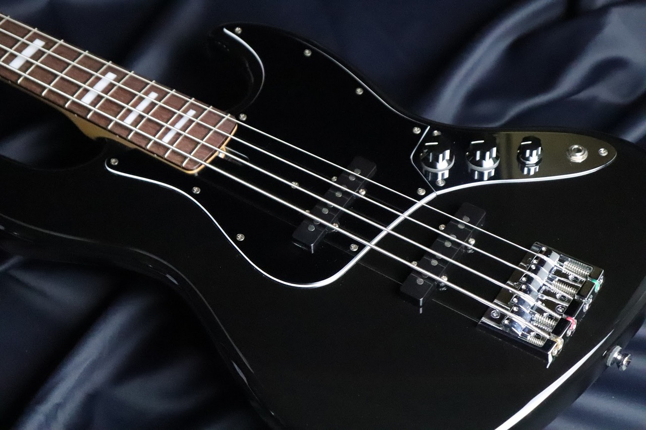 Black SmokerBETA J4 Roasted Maple Neck  Brock Inlay