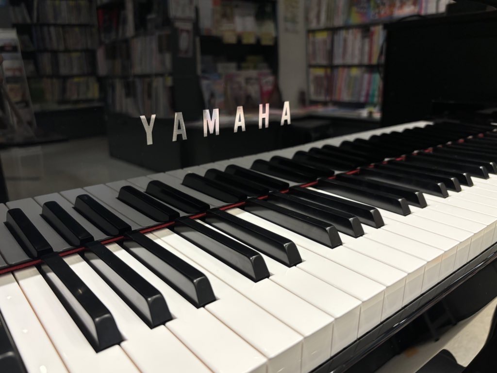 みなさま、こんにちは。ピアノ担当の金澤です。 アップライトピアノ・グランドピアノが欲しいけど、調律や湿度管理、重さの関係上置くのが厳しい...でも...本物のタッチ感で練習したい！！という方いらっしゃいませんか？ そこで！最近入荷しましたN1Xについてご紹介いたします！！ CONTENTSYAMAH […]
