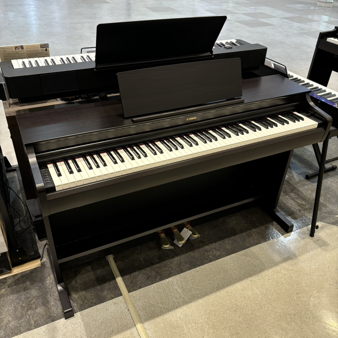 電子ピアノ】6/25(木)新発売！『YAMAHA YDP-166』展示中♪｜島村楽器