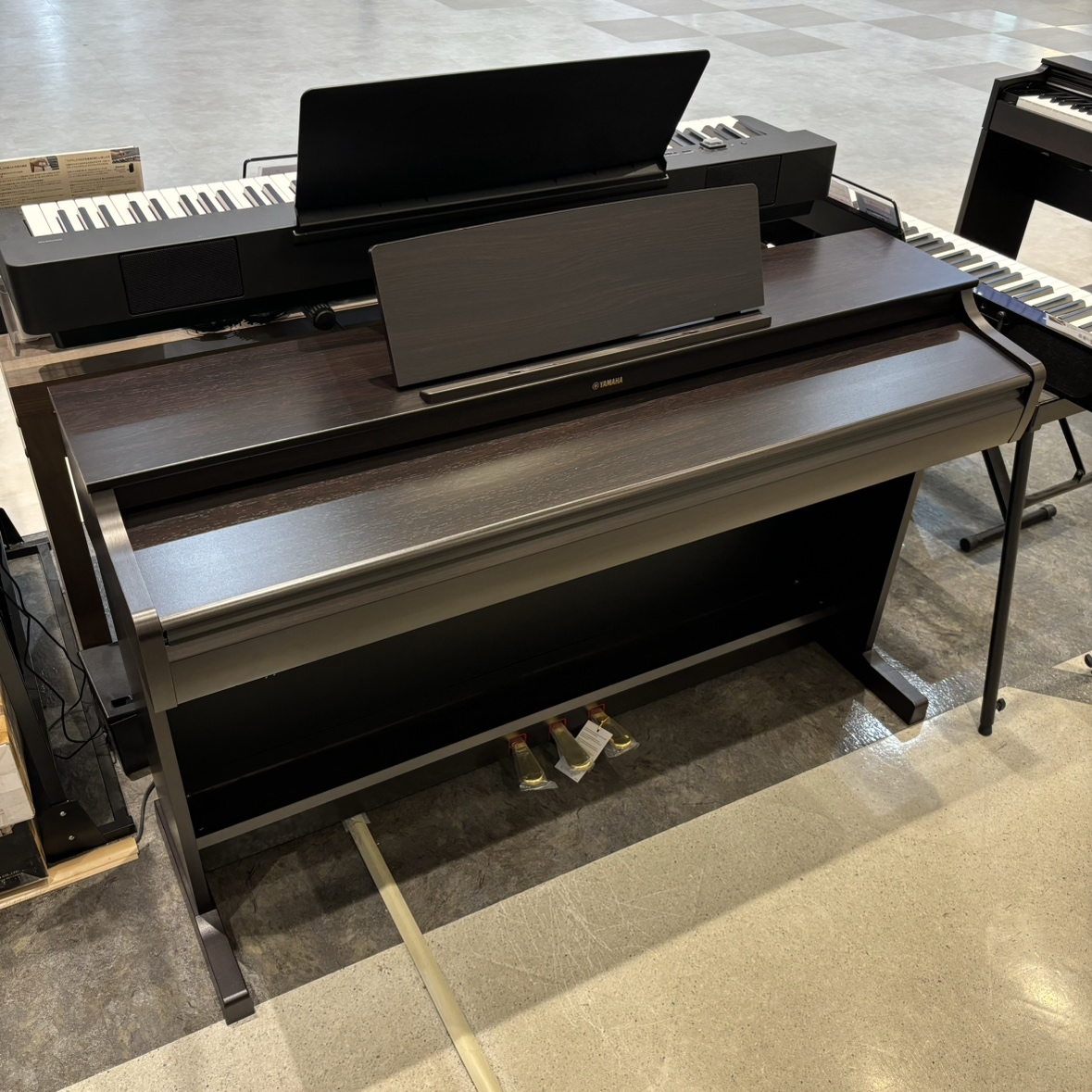 電子ピアノ】6/25(木)新発売！『YAMAHA YDP-166』展示中♪｜島村楽器