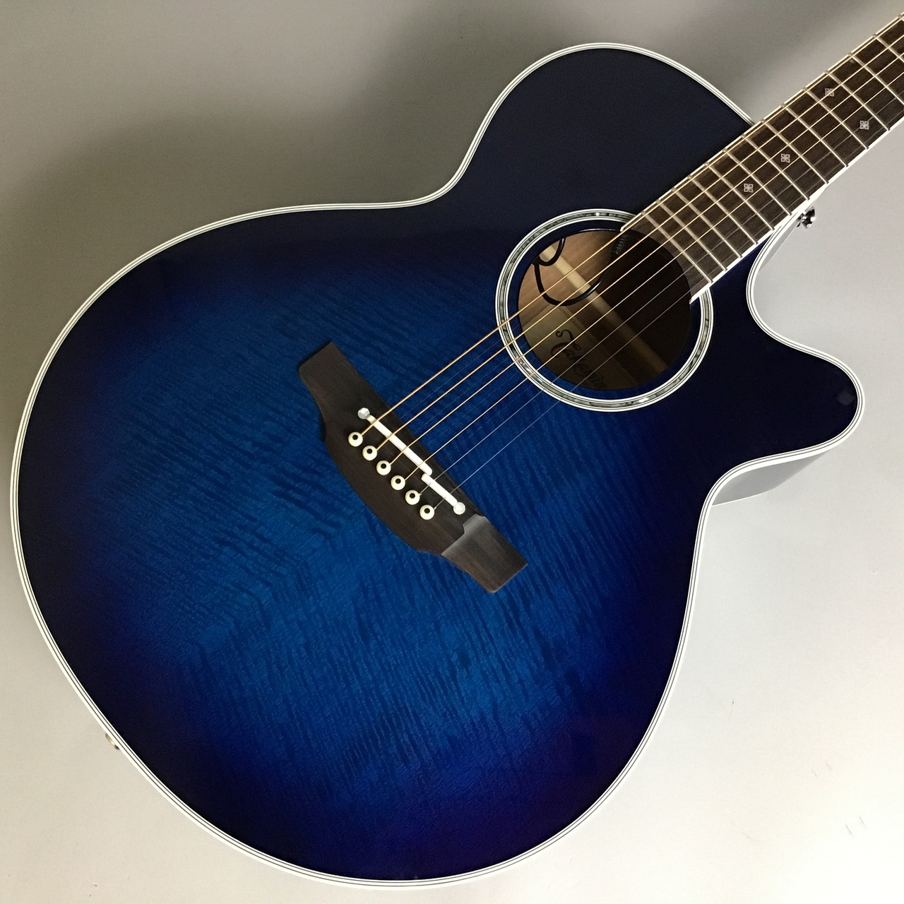 【アコースティックギター】ショートスケールで押さえやすい！Takamine100シリーズのご紹介！